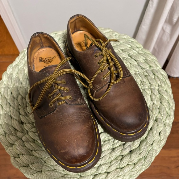 Dr. Martens 1561 VTG Brown Leather 4 Eye England Made Lace Up Oxford Shoes - Picture 4 of 8